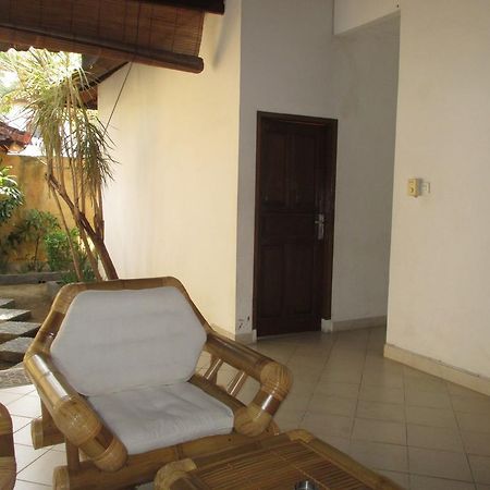 Yuli Bungalows Kuta Lombok Exterior foto