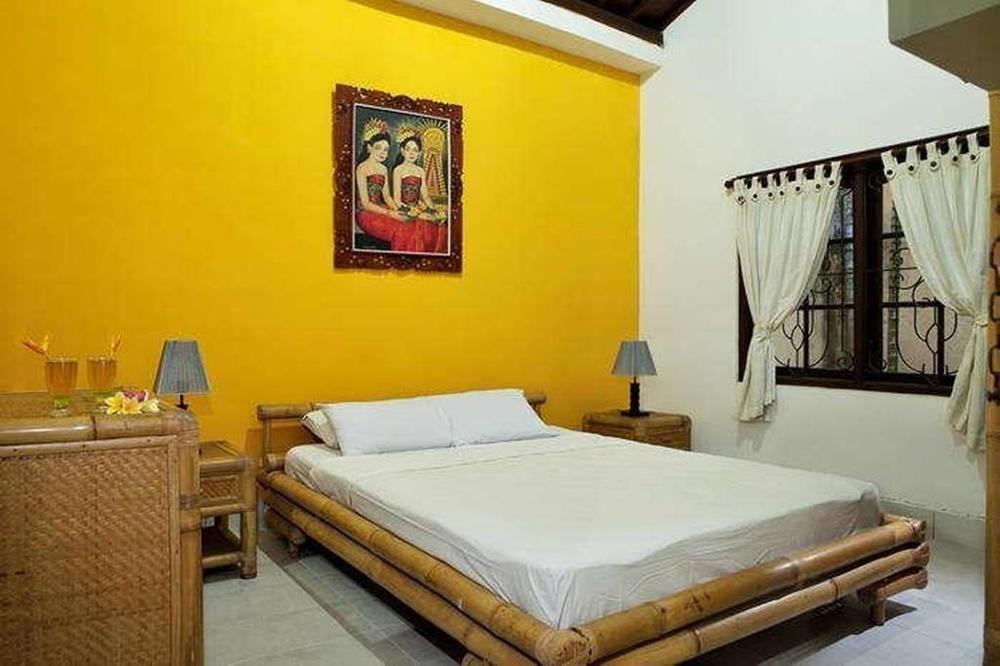 Yuli Bungalows Kuta Lombok Exterior foto