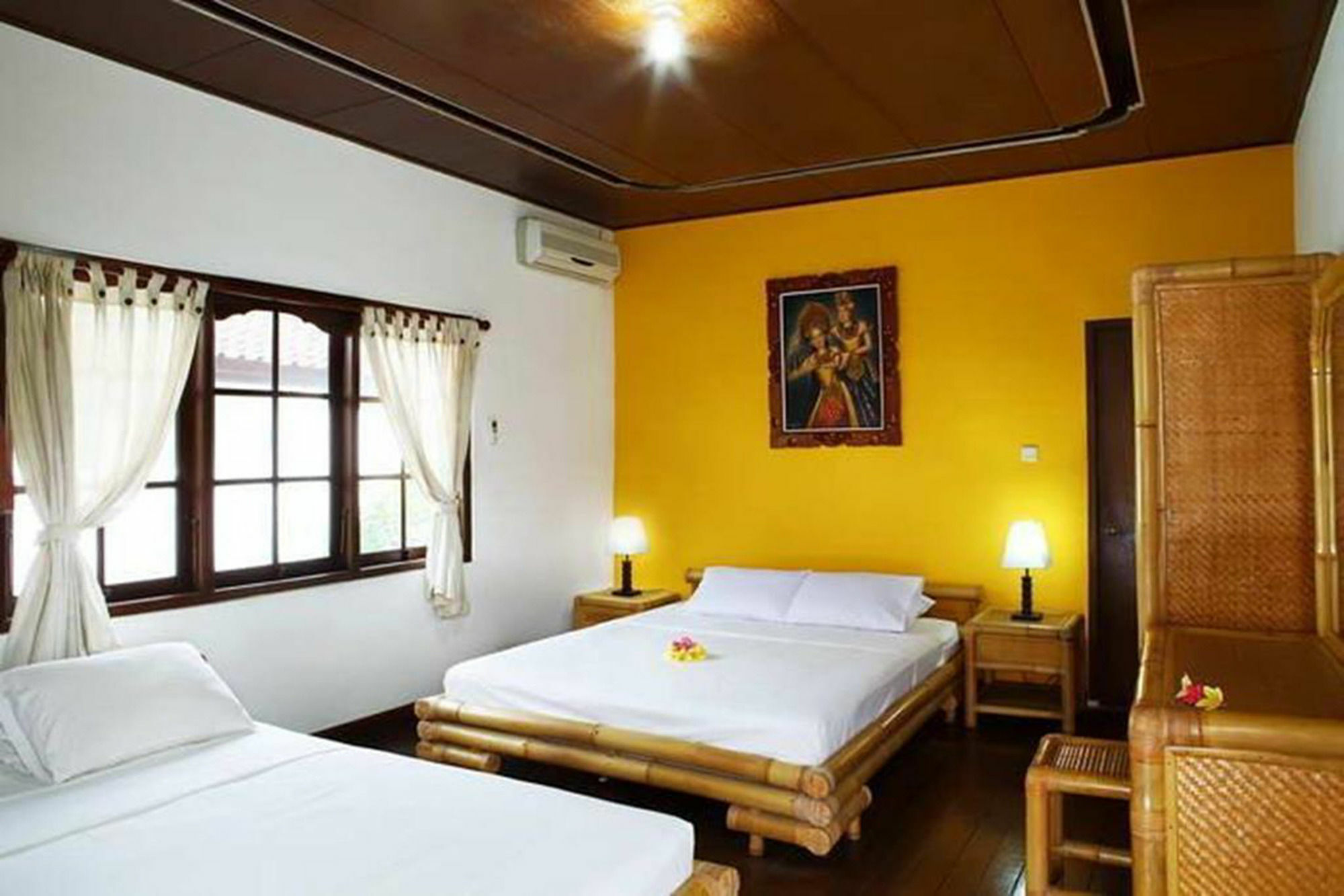 Yuli Bungalows Kuta Lombok Exterior foto
