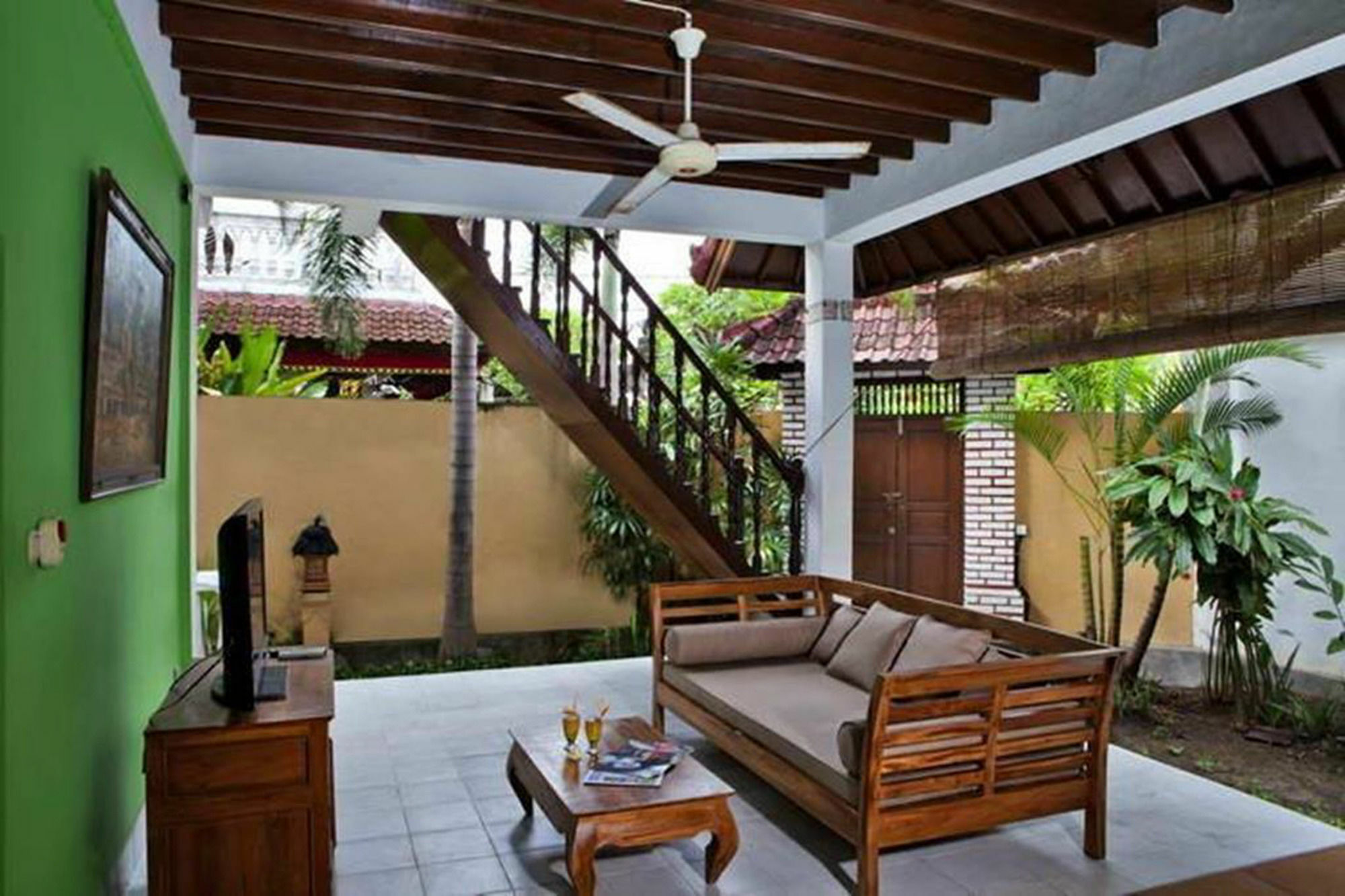 Yuli Bungalows Kuta Lombok Exterior foto